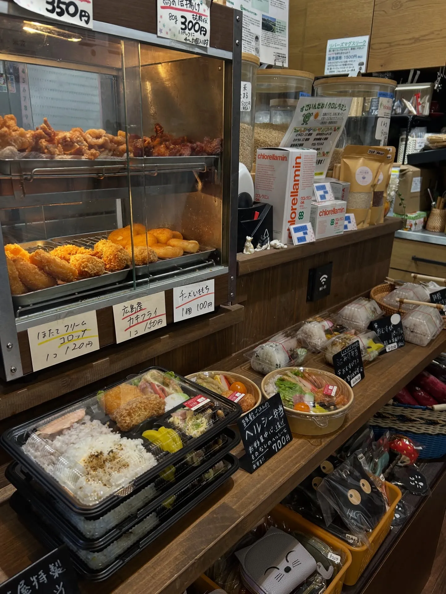 お弁当たくさんあります！