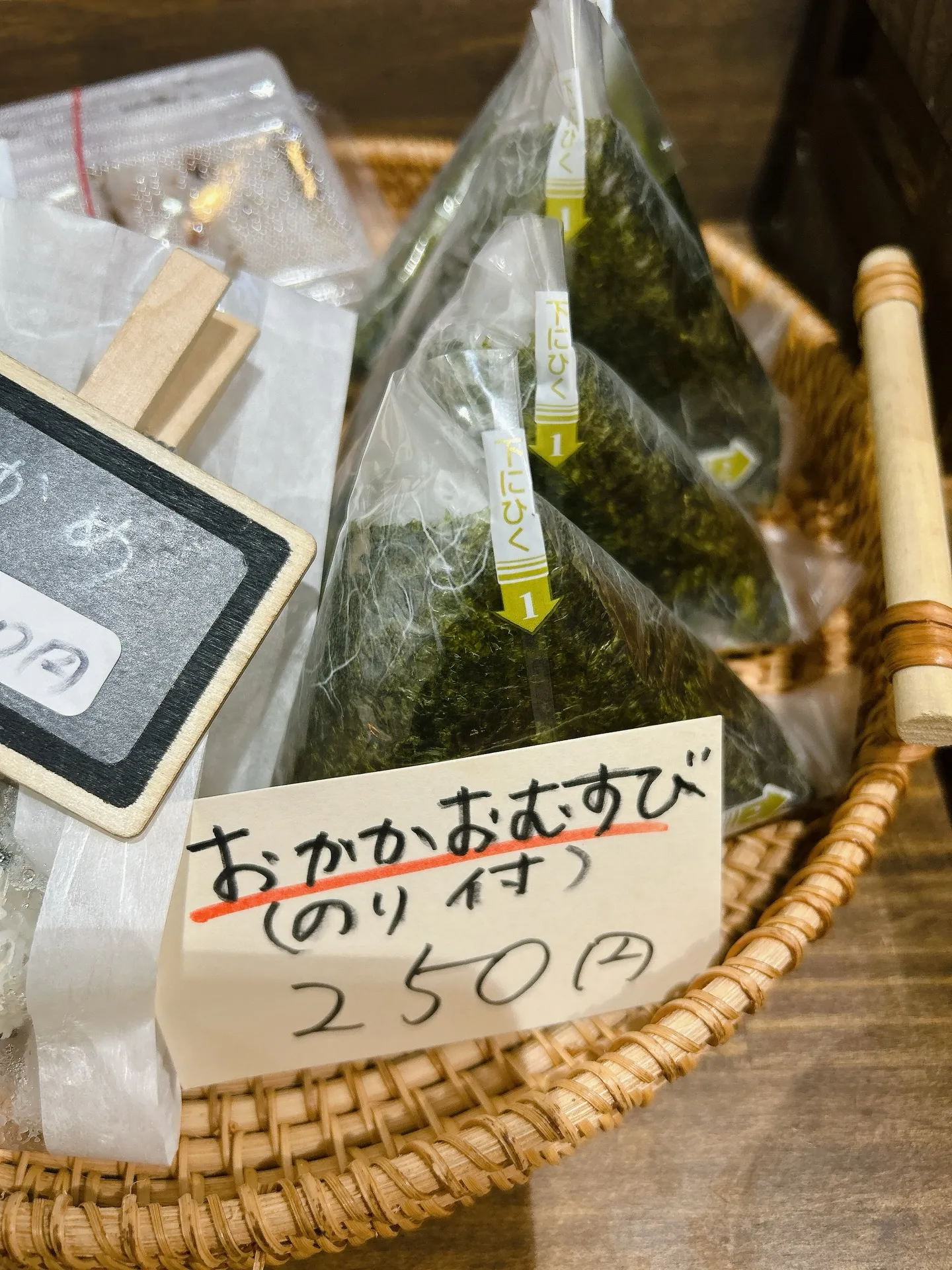 唐揚げ揚げたてです！