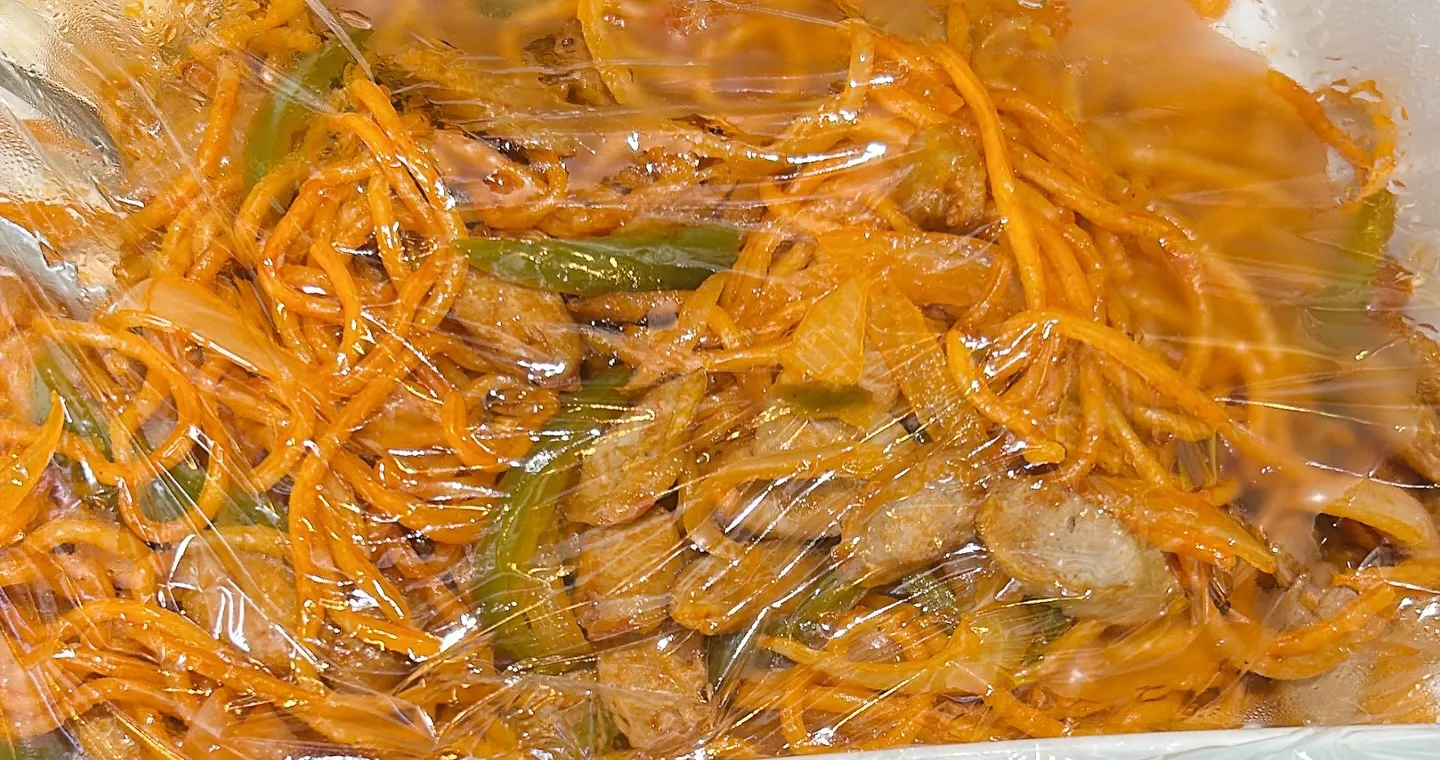 マカロニサラダ増量キャンペーン！